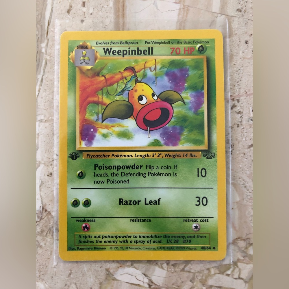 1990’s rare vintage 1st edition weepinbell Pokémon card 48/64